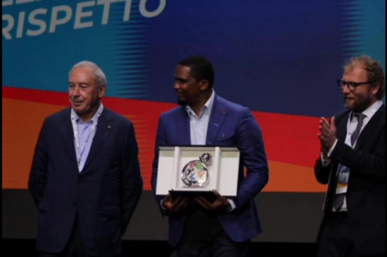 Samuel Eto’o reçoit le titre de « figure légendaire » en Italie